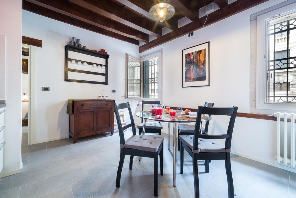 Ve.N.I.Ce Cera Casa Santo Stefano Apartman Velence Kültér fotó